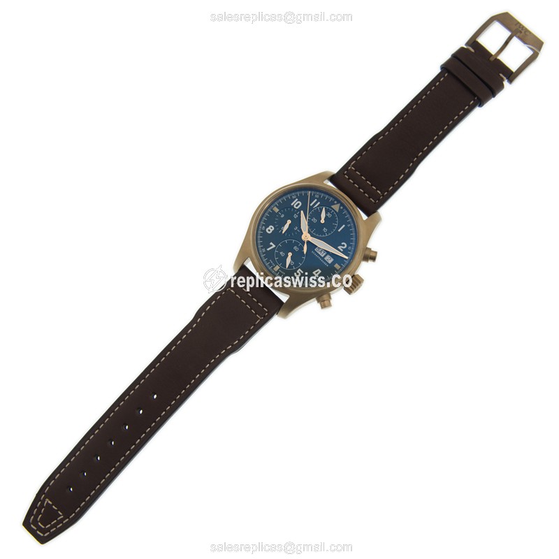 IWC Spitfire Replica - Automatic Bronze - Green Dial - Brown Leather - Buckle Clasp - View 2