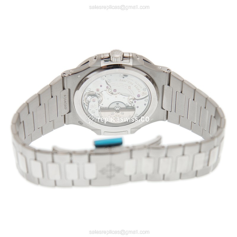 Patek Philippe Replica 5740/1G-001 - Automatic 18kt White Gold - Blue Dial - Silver Strap - View 4