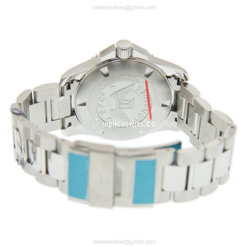 Longines CONQUEST Quartz - Steel Case, Blue Dial, Silver Clasp, Steel Strap - View 4