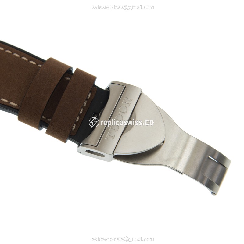 Tudor Black Bay P01 - Replica Watch - Auto - Steel - Black - View 4