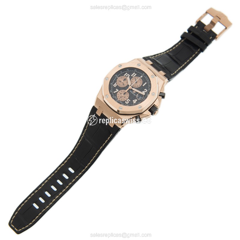 Audemars Piguet ROYAL OAK OFFSHORE - Automatic - 18kt Rose Gold - Black Dial - Buckle Clasp - Black Alligator Strap - View 2