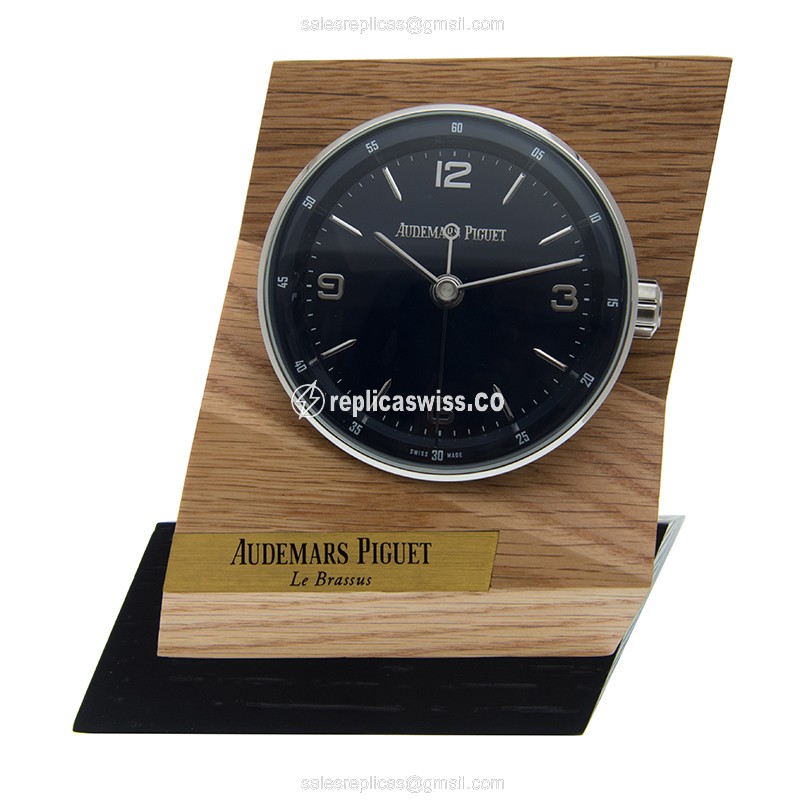 Audemars Piguet AP 1159 Blue Automatic - Stainless Steel Case - Elegant Blue Dial - View 4
