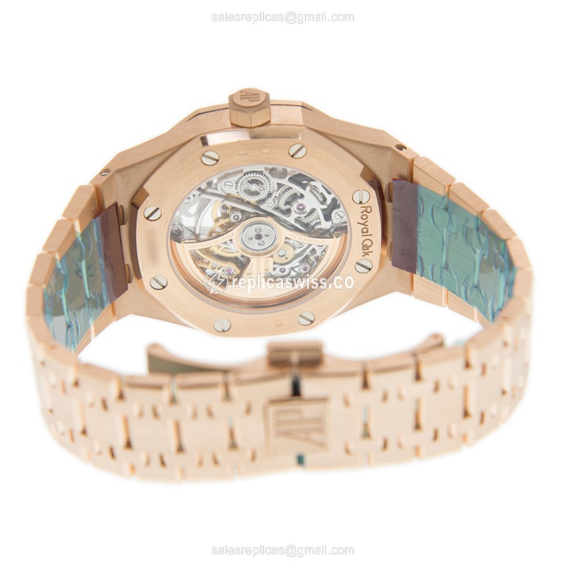 Audemars Piguet Royal Oak Replica - Automatic - 18kt Rose Gold - Silver Dial - Gold Strap - View 4