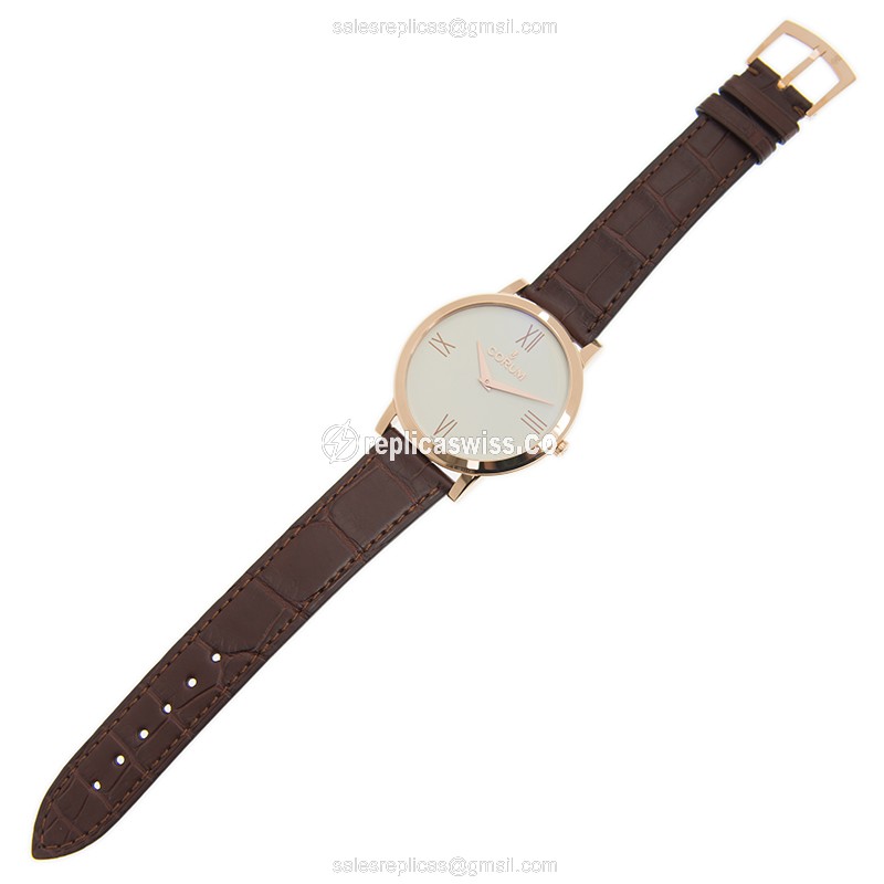 Corum Heritage 157.100.55/0002 - Auto 18kt Rose Gold - White Dial Brown Leather Buckle - View 2