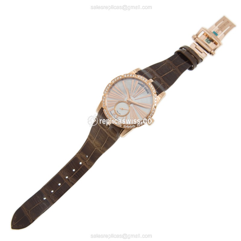Roger Dubuis RDDBEX0493 EXCALIBUR - Automatic - 18kt Rose Gold Case - Diamonds - White Dial - View 2