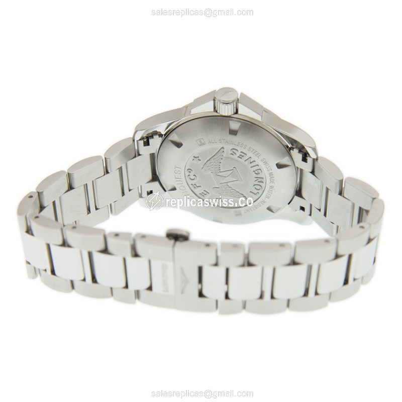 Longines CONQUEST Quartz - Steel Case, Blue Dial, Silver Clasp, Steel Strap - View 4