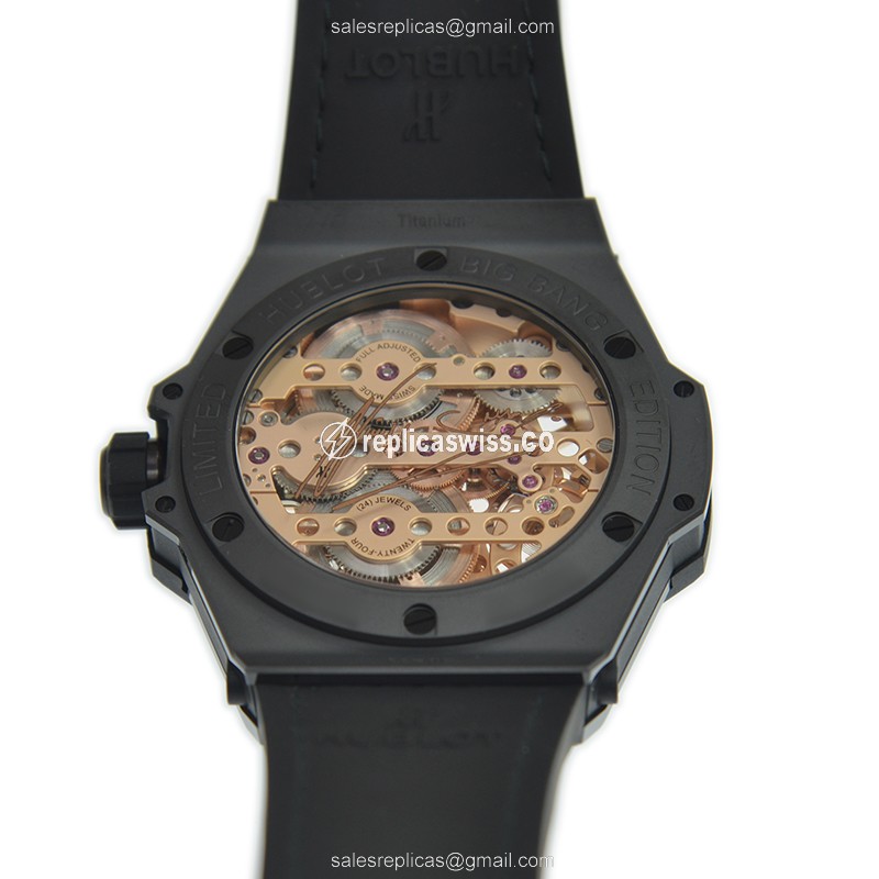 Hublot BIG BANG Replica - Manual - Ceramic - Skull Dial - Rubber Strap - Clasp - View 4