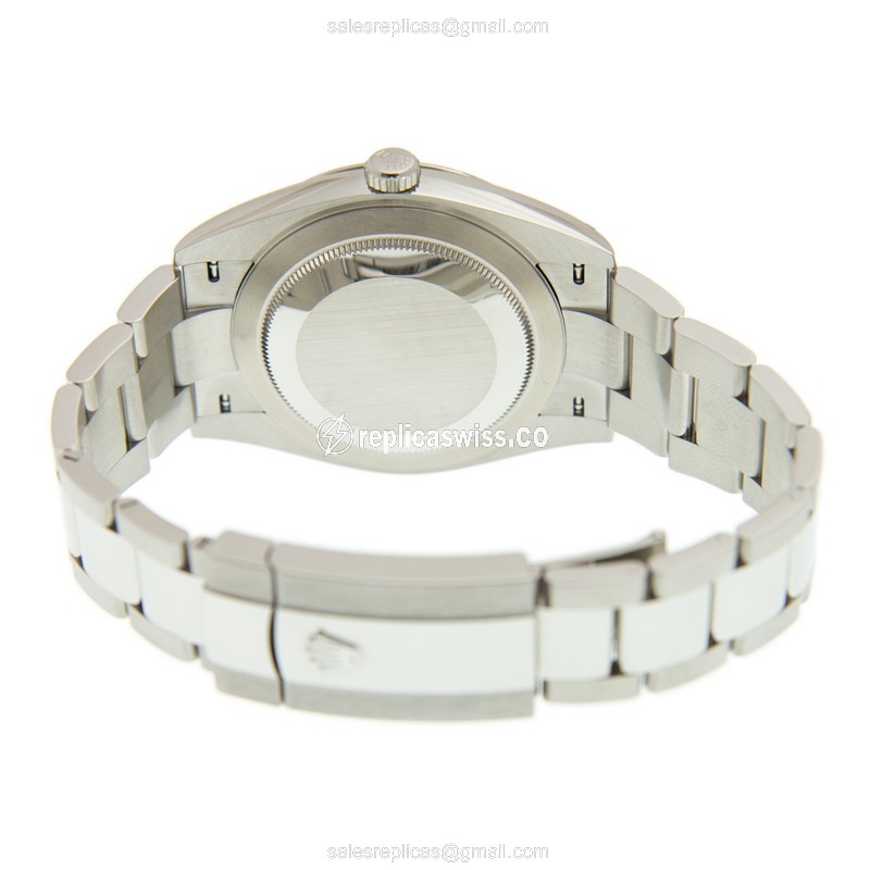 Rolex DATEJUST Replica - Automatic - Steel Case - White Dial on Silver Strap - View 4