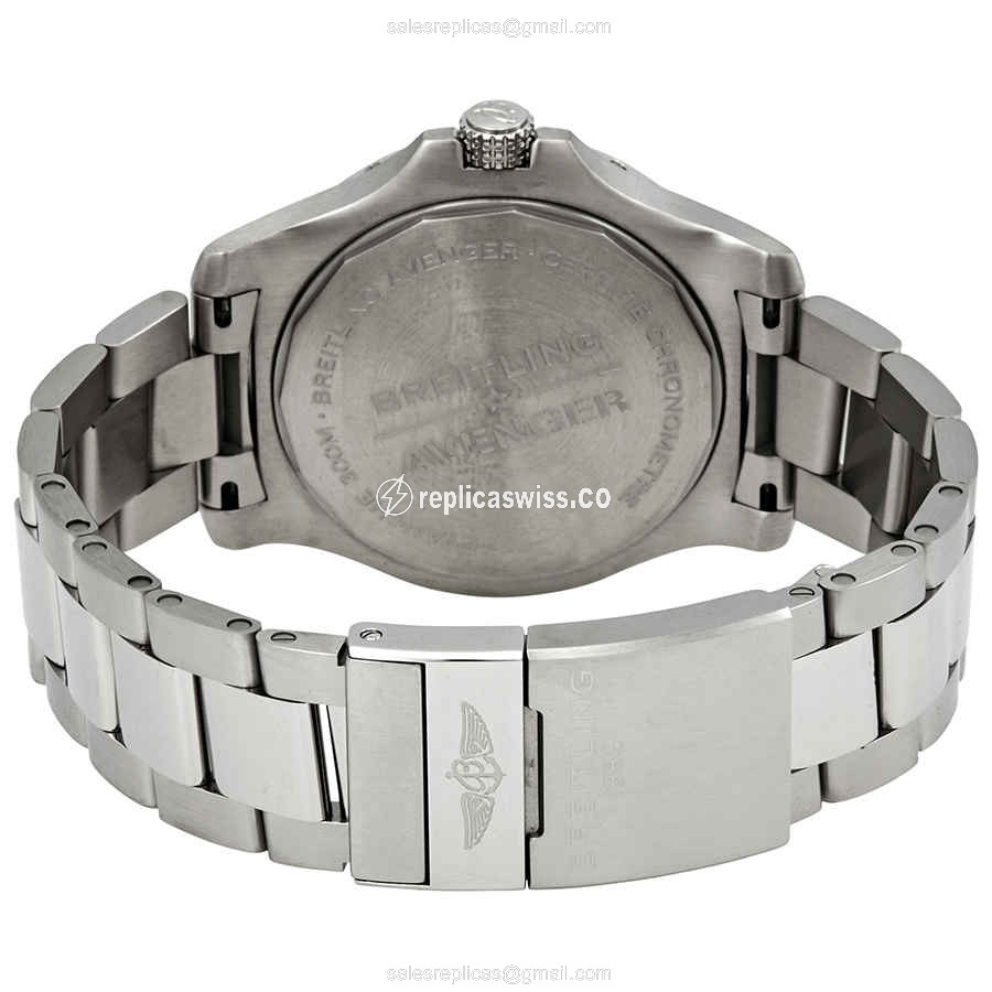 Breitling Avenger II Automatic - Blue Dial - Steel Case & Band - Clasp - View 3