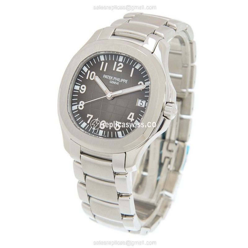 Patek Philippe Aquanaut 5167/1A-001 - Automatic - Steel Case - Black Dial - Silver Strap - View 3