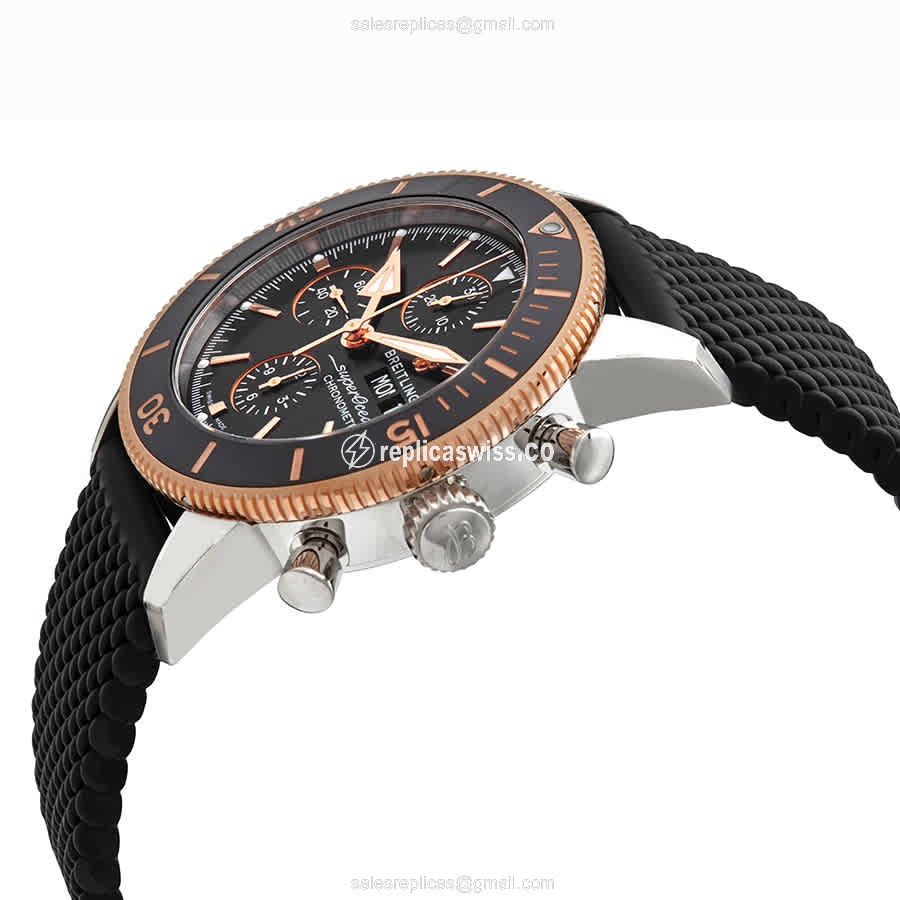 Breitling Superocean Heritage - Automatic - Black Dial - Steel Case - Rubber Black Strap - View 2
