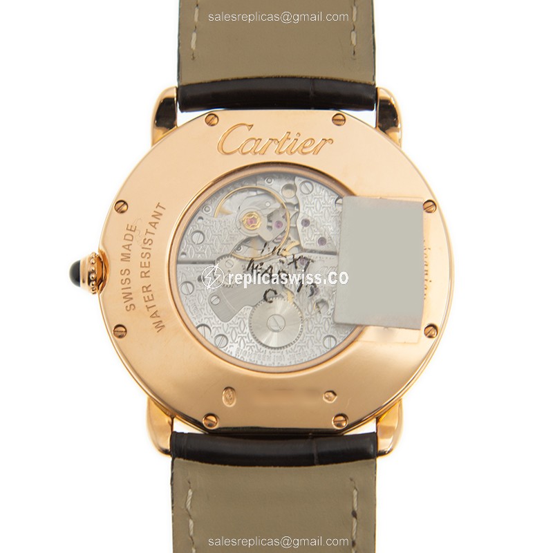 Cartier RONDE LOUIS CARTIER Replica - Manual - 18kt Rose Gold - White Dial - Alligator Black Strap - View 3