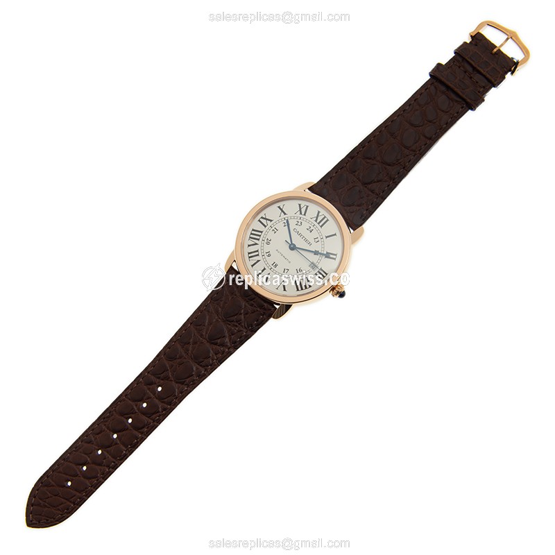 Cartier RONDE SOLO - Automatic - 18kt Rose Gold - White Dial - Brown Alligator Buckle - View 2
