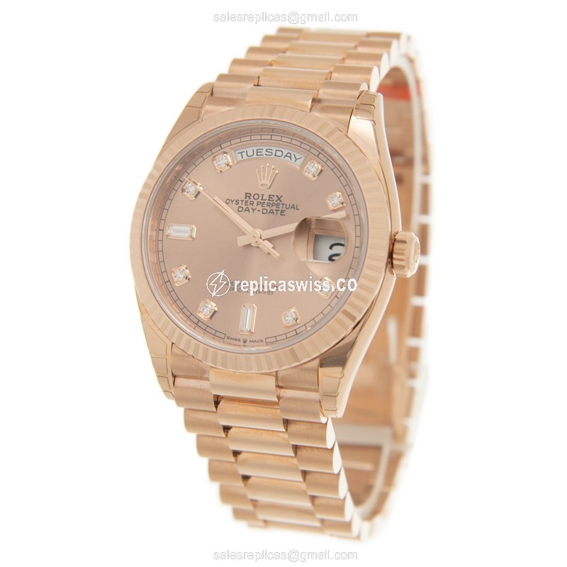 Rolex DAY-DATE Replica - Automatic - 18kt Gold Case, Gold Dial, Gold Clasp - View 3