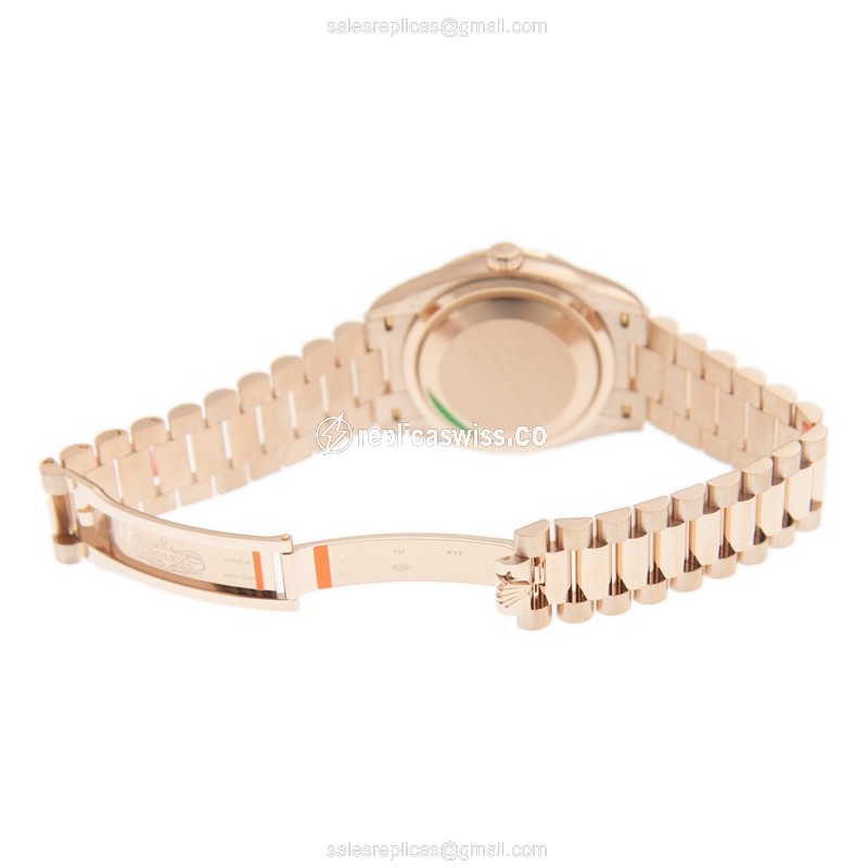 Rolex DAY-DATE Replica - 18kt Rose Gold - Automatic - Pink Dial - Diamond Clasp - View 4