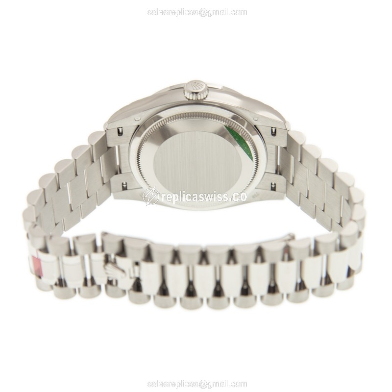 Rolex Day-Date Replica - Automatic - 18kt White Gold - Diamond Dial - Silver Clasp - View 4