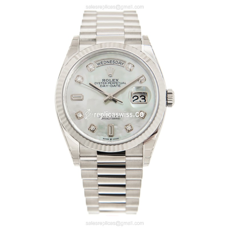Rolex DAY-DATE Replica | Automatic | 18kt Gold Case | White Dial | Silver Clasp - View 2