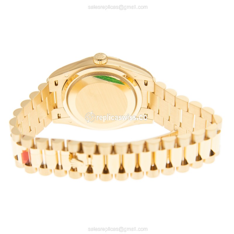 Rolex DAY-DATE Replica | Automatic | 18kt Gold Case | Gold Dial | Gold Clasp - View 4