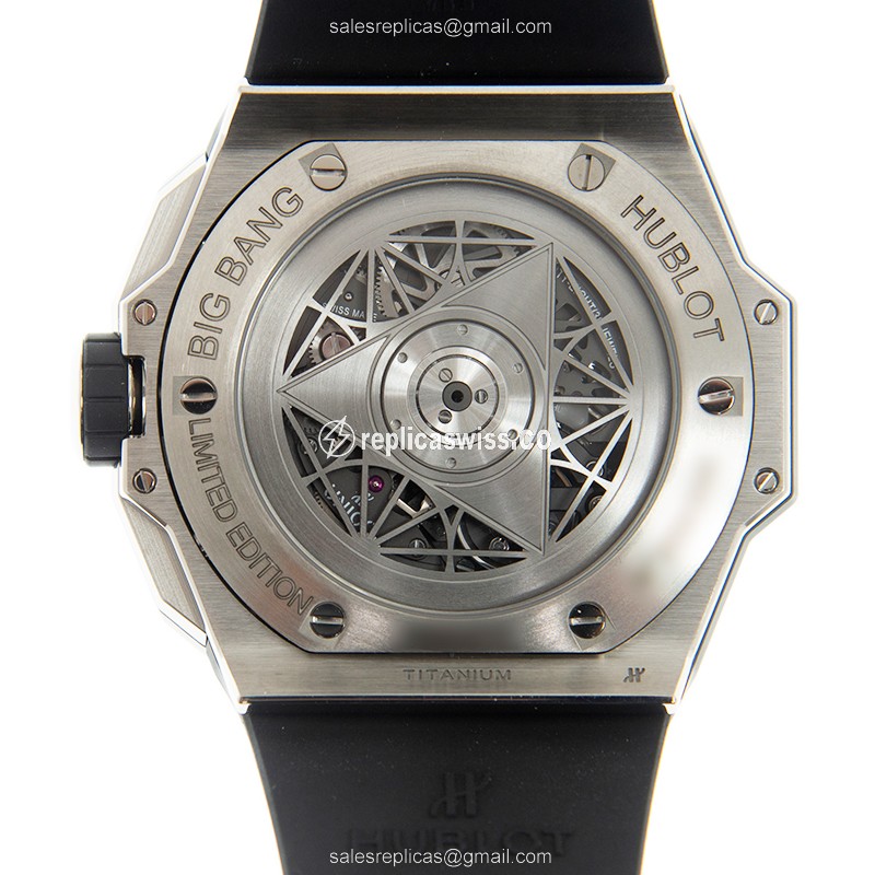 Hublot BIG BANG Replica - Automatic - Titanium Case - Blue Dial - Blue Rubber Strap - View 3