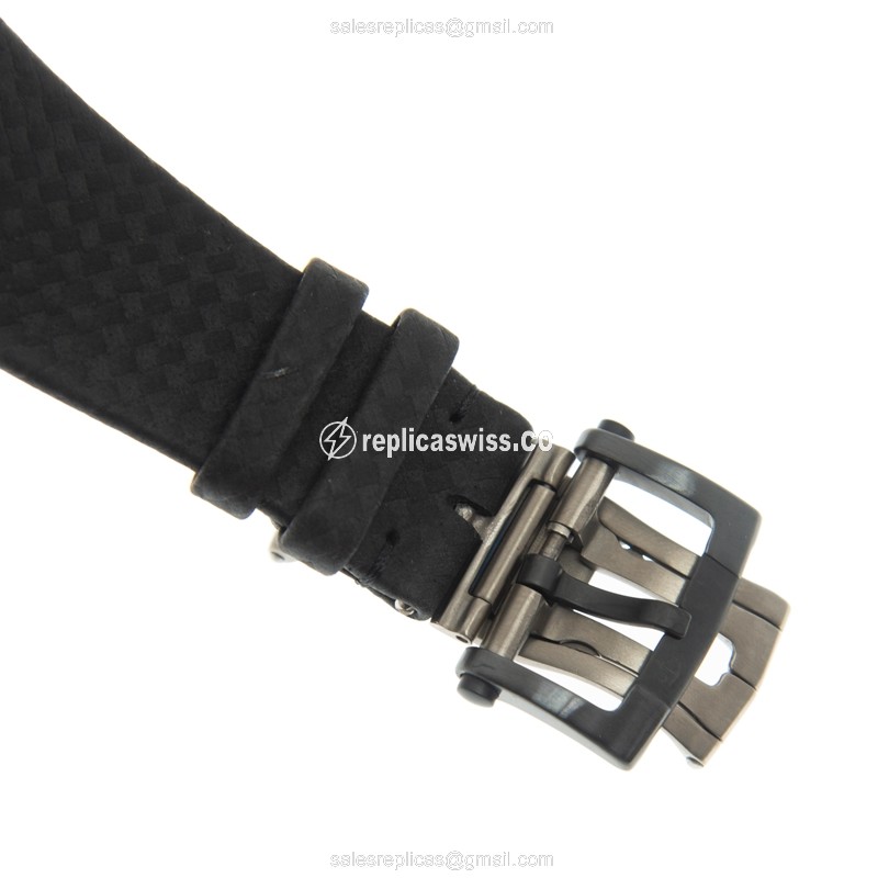 Ulysse Nardin 1713-139 Executive - Manual Wind - Titanium Case - Skull Dial - Black Rubber Strap - View 4