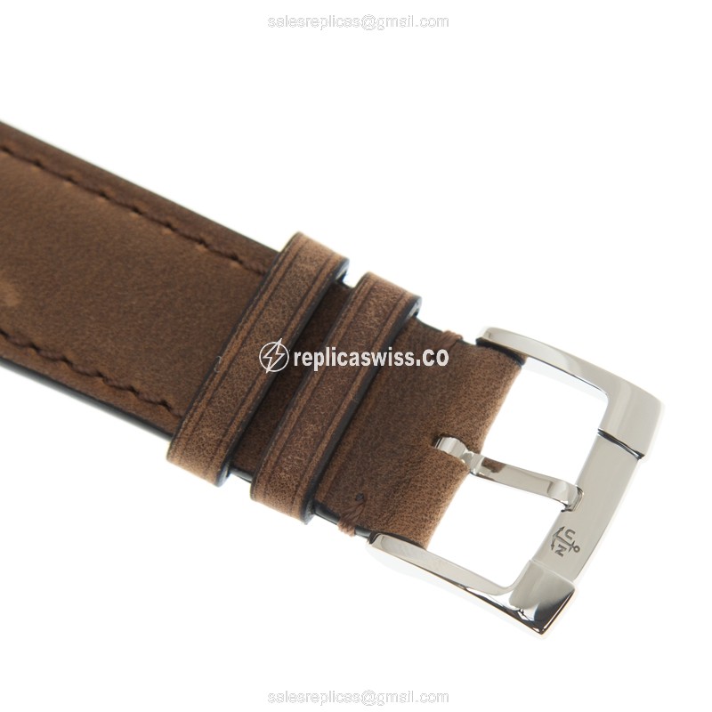 Ulysse Nardin 3203-900 CLASSIQUE - Automatic - Steel Case - White Dial - Brown Leather Strap - View 4