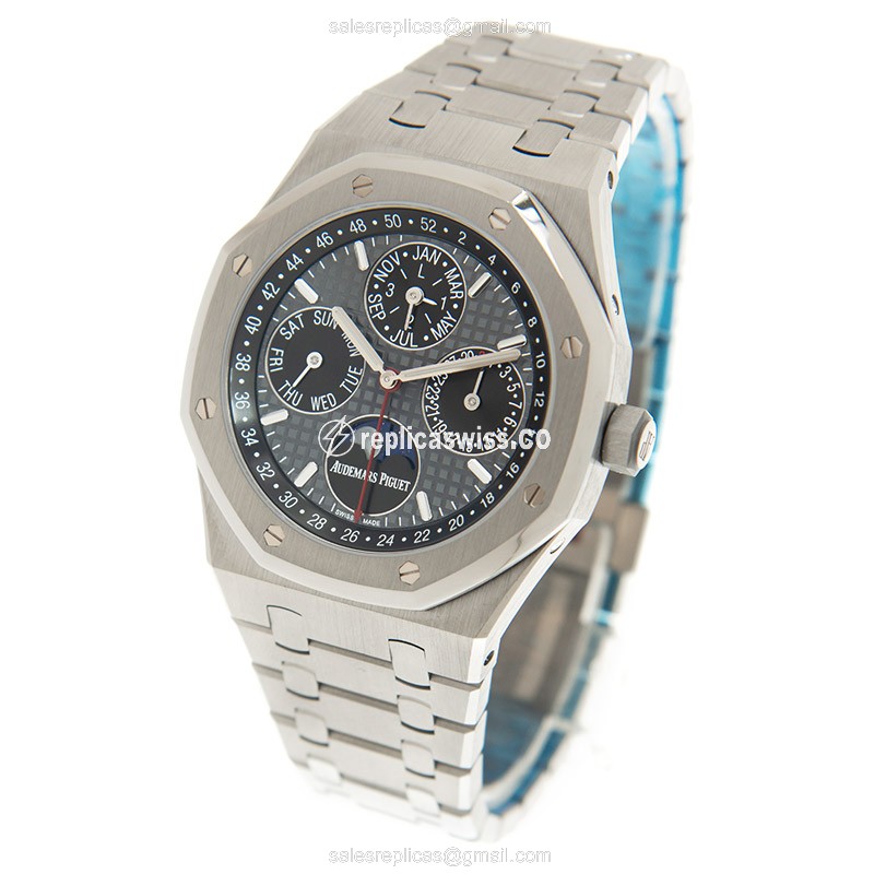 Audemars Piguet ROYAL OAK Replica - Automatic Titanium Case - Dark Grey - Silver Titanium Strap - View 3