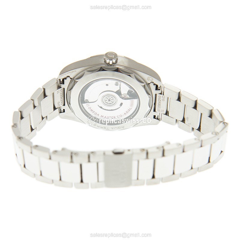 Omega Seamaster Automatic - Steel Case | Silver Dial | Steel Clasp | Silver Strap - View 4