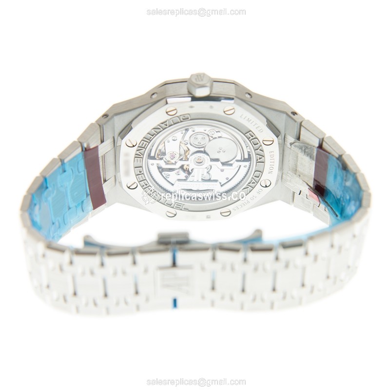 Audemars Piguet Royal Oak Replica - Automatic - 950 Platinum Case - Blue Dial - Silver Strap - View 4