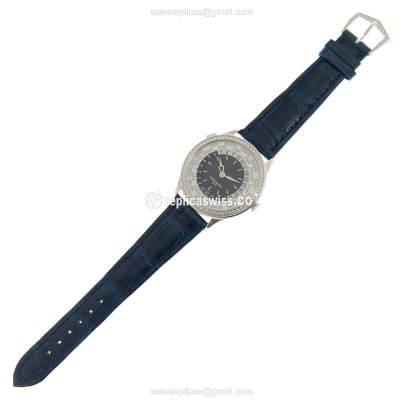 Patek Philippe 7130G-015 Replica - Automatic - 18kt White Gold - Blue Dial - Diamond - Alligator Blue Buckle - View 2