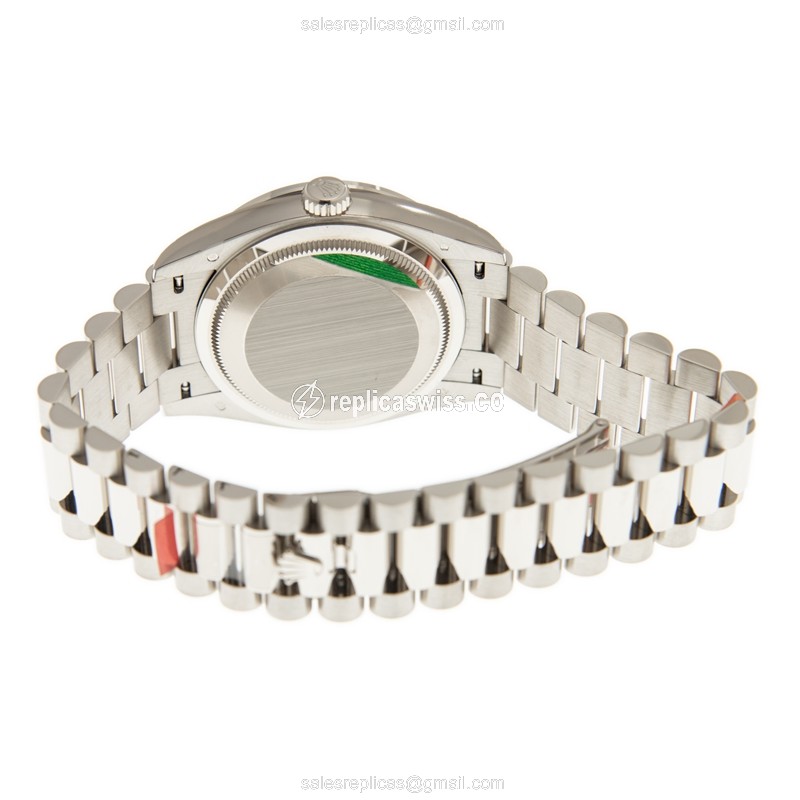 Rolex DAY-DATE Replica - Automatic - 18kt White Gold Case - Silver Dial - Diamond Clasp - View 4