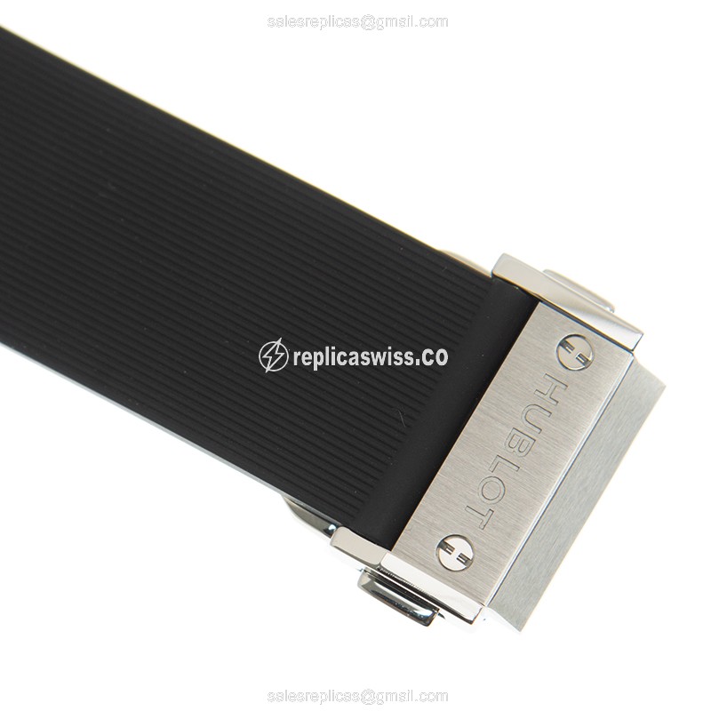 Hublot Classic Fusion Replica - Automatic Titanium Case - Skull Dial - Black Rubber Strap - View 4