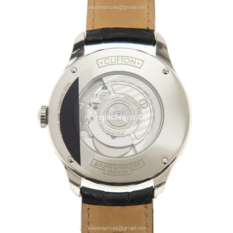 Baume & Mercier M0A10055 CLIFTON Automatic - Steel Case - Silver Dial - Black Alligator Strap - View 3