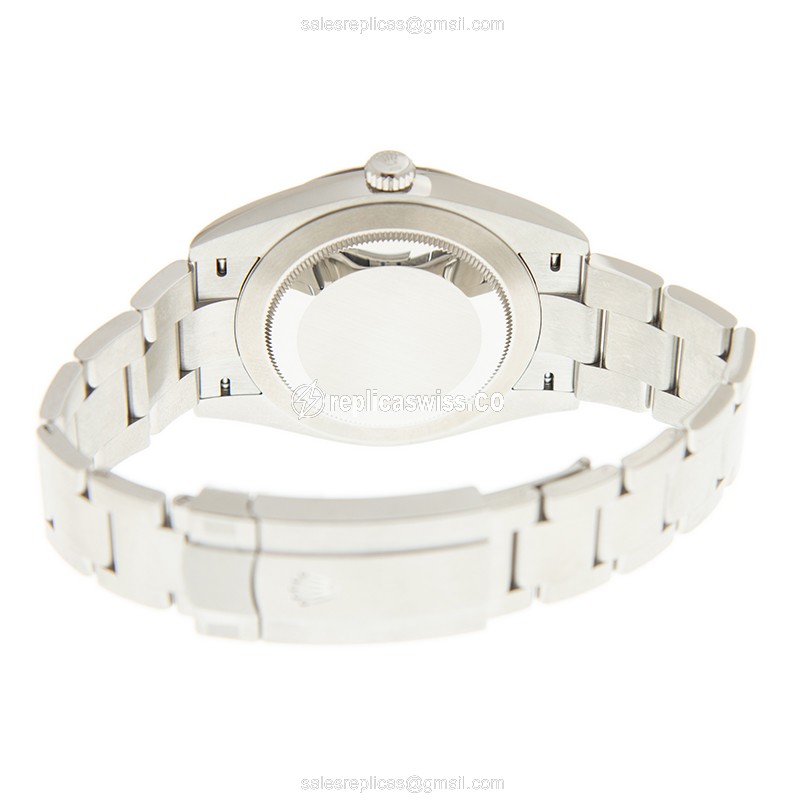 Rolex OYSTER PERPETUAL Replica - Automatic - Steel Case - Silver Dial - View 4