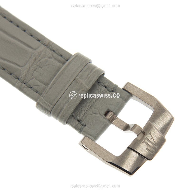CODE 11.59 Audemars Piguet Replica - Automatic - 18kt Rose Gold - Silver Dial - Grey Alligator Strap - View 4