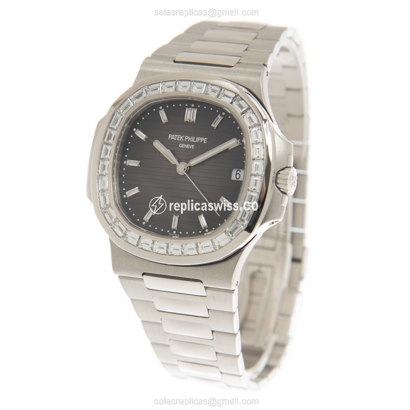 Patek Philippe 5711/110P-001 Replica - Automatic - 18kt White Gold - Diamond - Black Dial - Silver Clasp - View 3