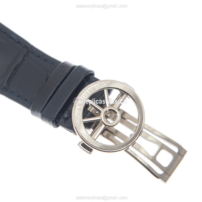 Breguet 5517BB/Y2/9ZU Marine - Auto 18kt White Gold - Blue Dial - Blue Rubber Strap - View 4
