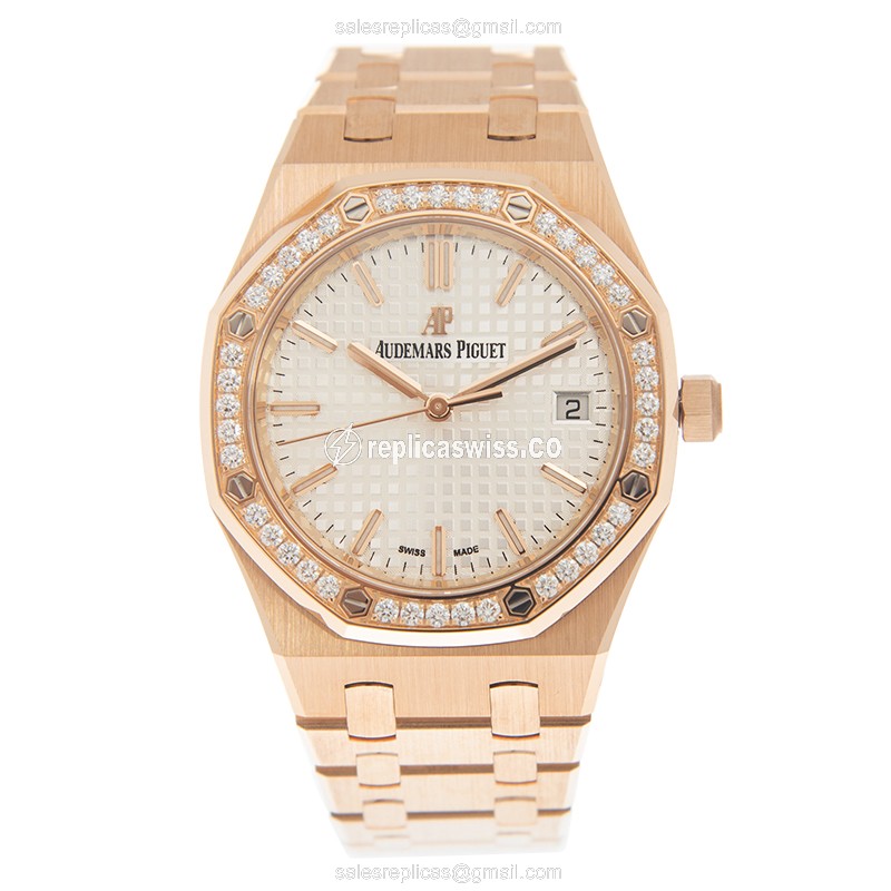 Audemars Piguet 77351OR.ZZ.1261OR.01 - Automatic - Rose Gold Case - Diamonds - Silver Dial - View 2
