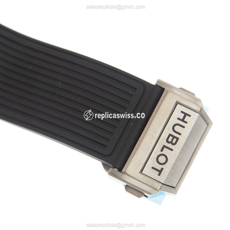 Hublot BIG BANG Replica - Automatic - Titanium Case - Transparent Dial - Black Rubber Strap - View 4