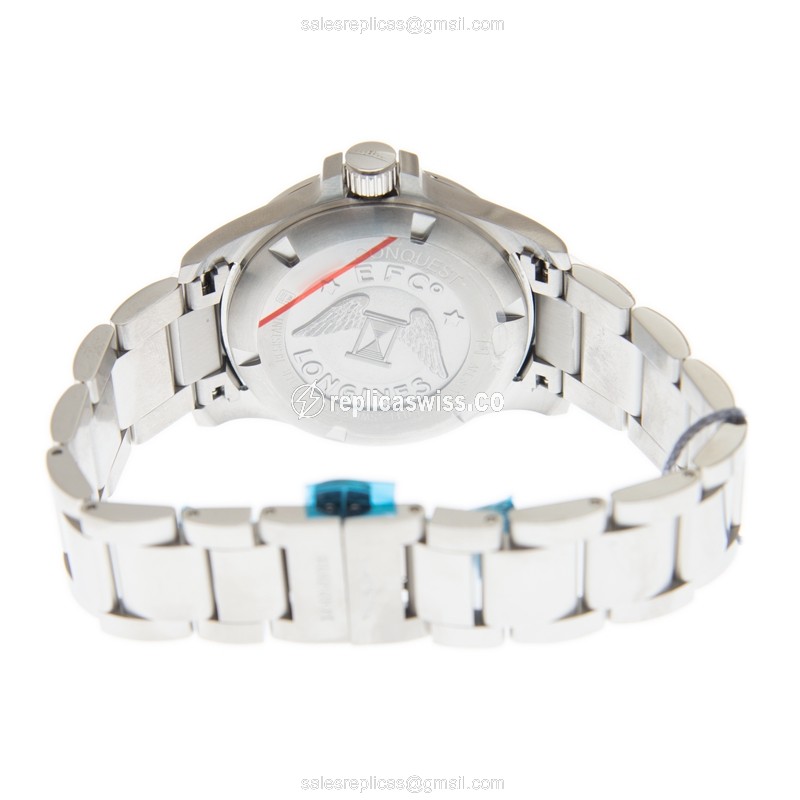 Longines CONQUEST Quartz - Stainless Steel Case, Silver Dial, Clasp - View 4
