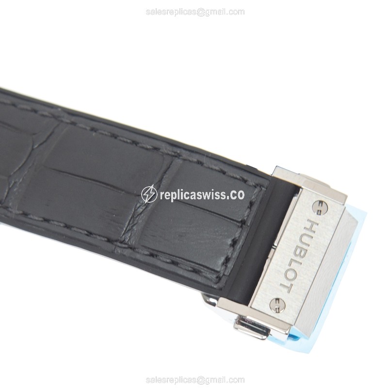 Hublot Classic Fusion Replica - Automatic - Titanium Case - Dark Grey - Grey Alligator Strap - View 4