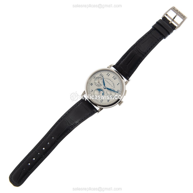 A. Lange & Sohne 238.026 1815 Chrono - Auto - 18kt White Gold - White Dial - Black Alligator Buckle - View 2