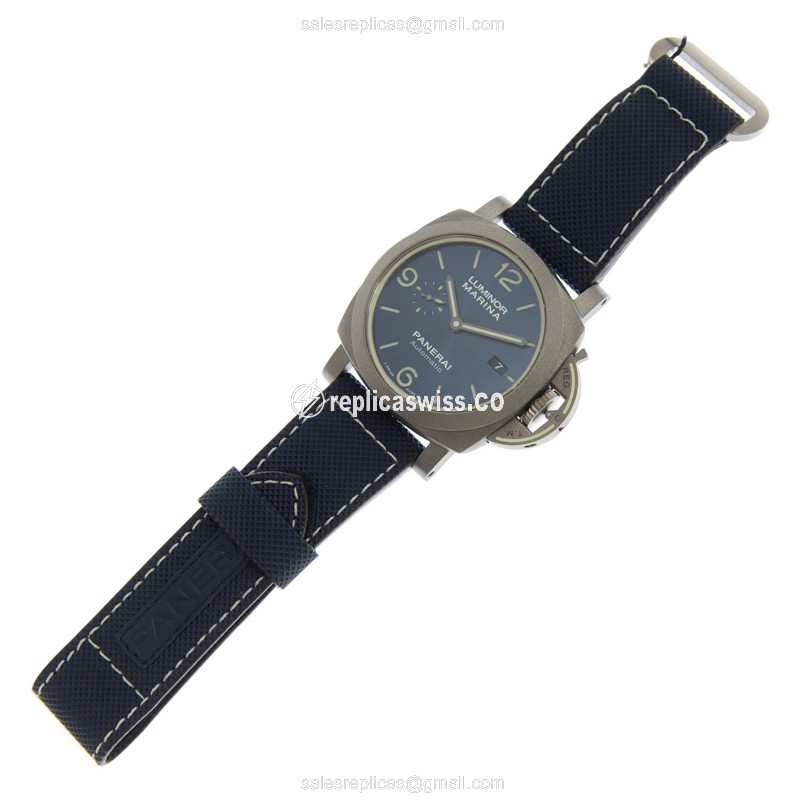 Panerai PAM01117 Luminor Marina - Auto - Titanium Case - Blue Dial - Canvas Blue Strap - View 2