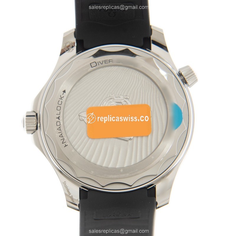 Omega Seamaster Replica - Automatic - Steel Case - Black Dial, Rubber Strap - View 3