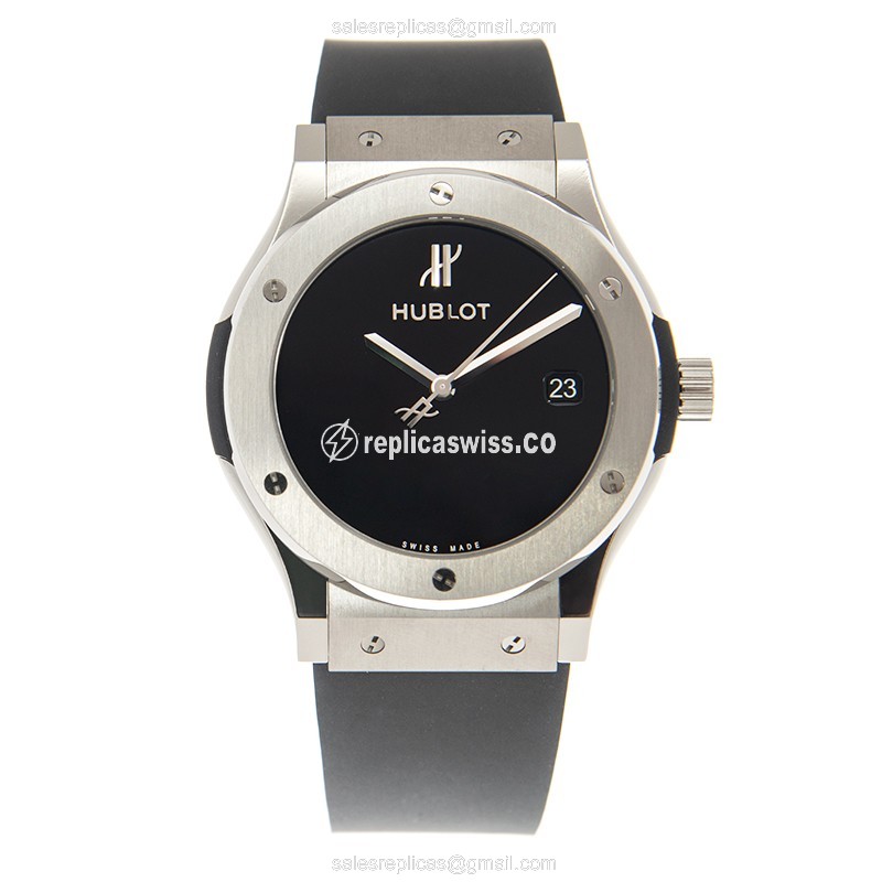 Hublot Classic Fusion Replica - Automatic - Titanium Case - Black Dial - Rubber Strap - View 2
