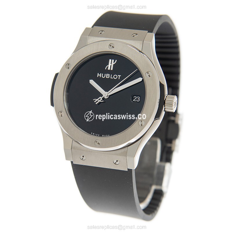 Hublot Classic Fusion Replica - Automatic - Titanium Case - Black Dial - Rubber Strap - View 3