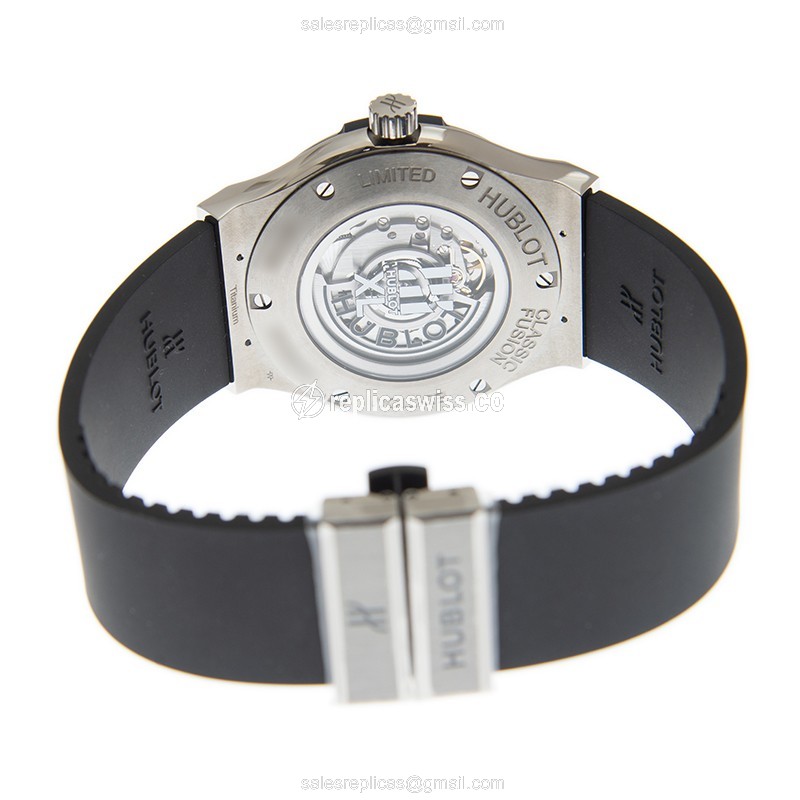 Hublot Classic Fusion Replica - Automatic - Titanium Case - Black Dial - Rubber Strap - View 4