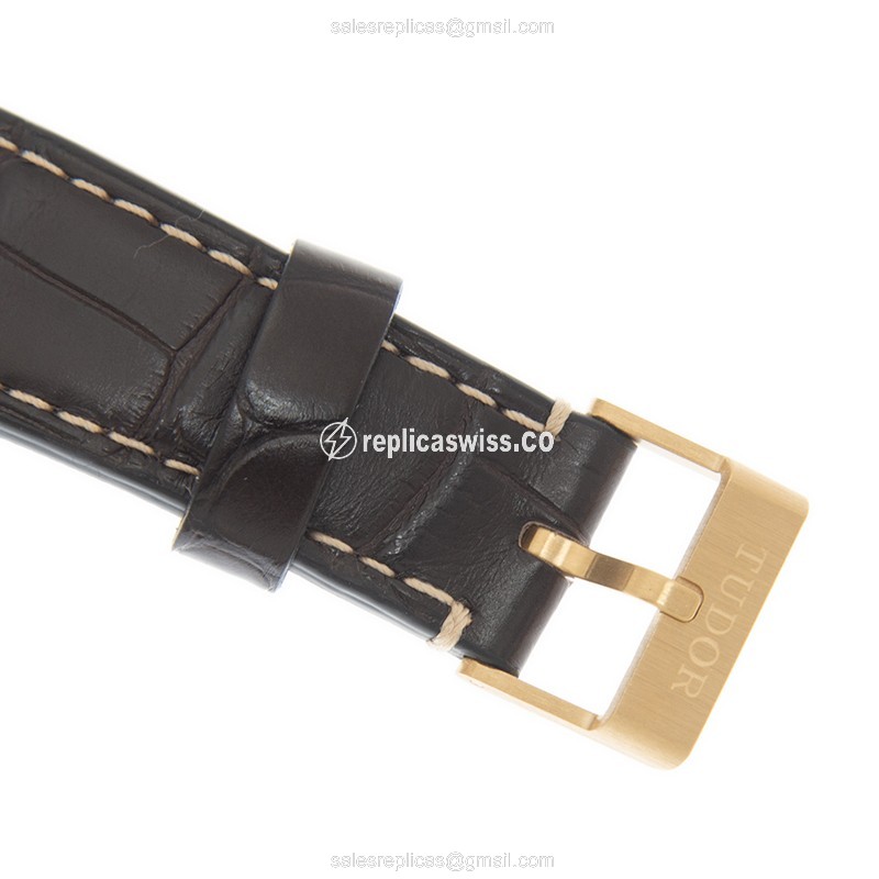 Tudor Black Bay 1958 Replica - Auto - 18kt Gold - Green Dial - Brown Alligator Buckle - View 4