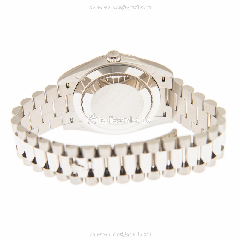 Rolex DAY-DATE Replica - Automatic - 18kt Gold - Gray Dial - Silver Clasp - View 4