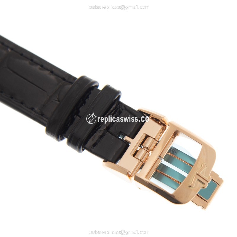 Jaeger-Lecoultre Q2662430 REVERSO - Manual Wind - 18kt Rose Gold - Diamond Bezel - Silver Dial - Leather Strap - Black Clasp - View 4