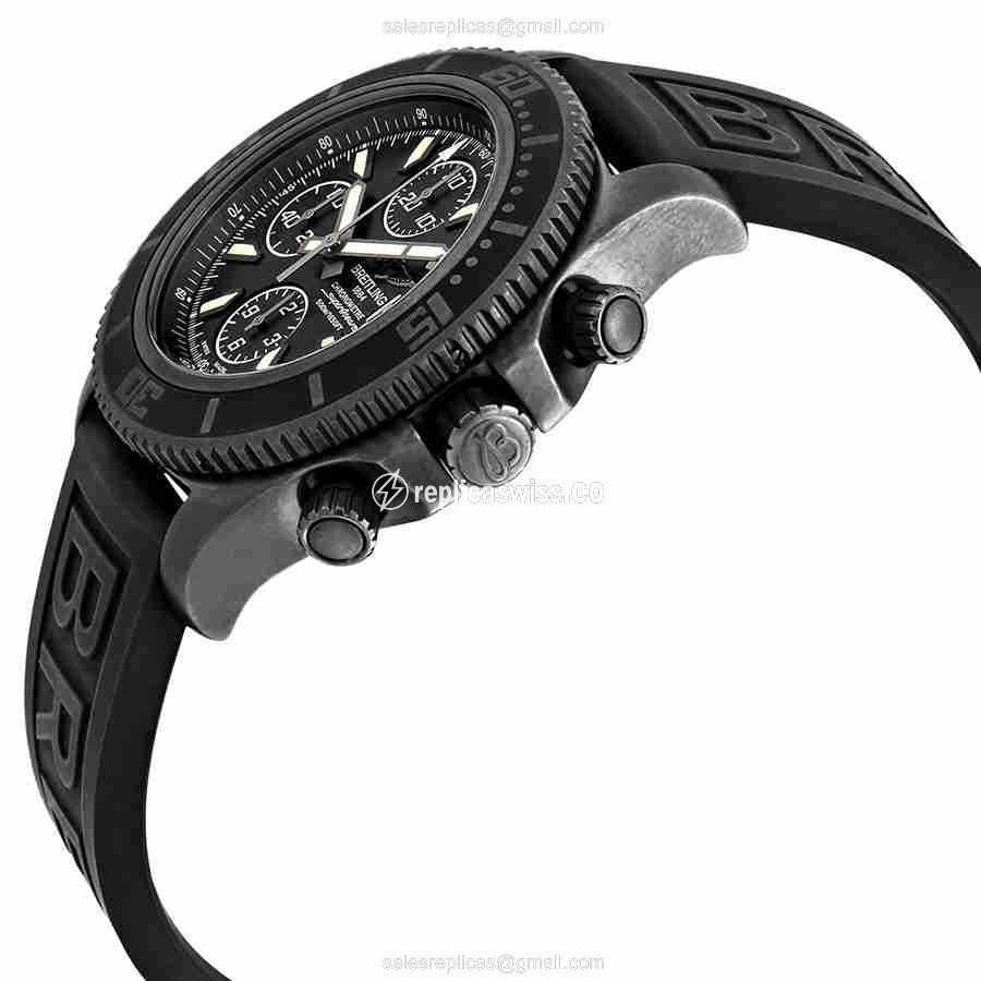 Breitling Superocean M13341B7/BD11-153S - Automatic - Black Dial - Steel Case - Black Rubber Strap - View 2